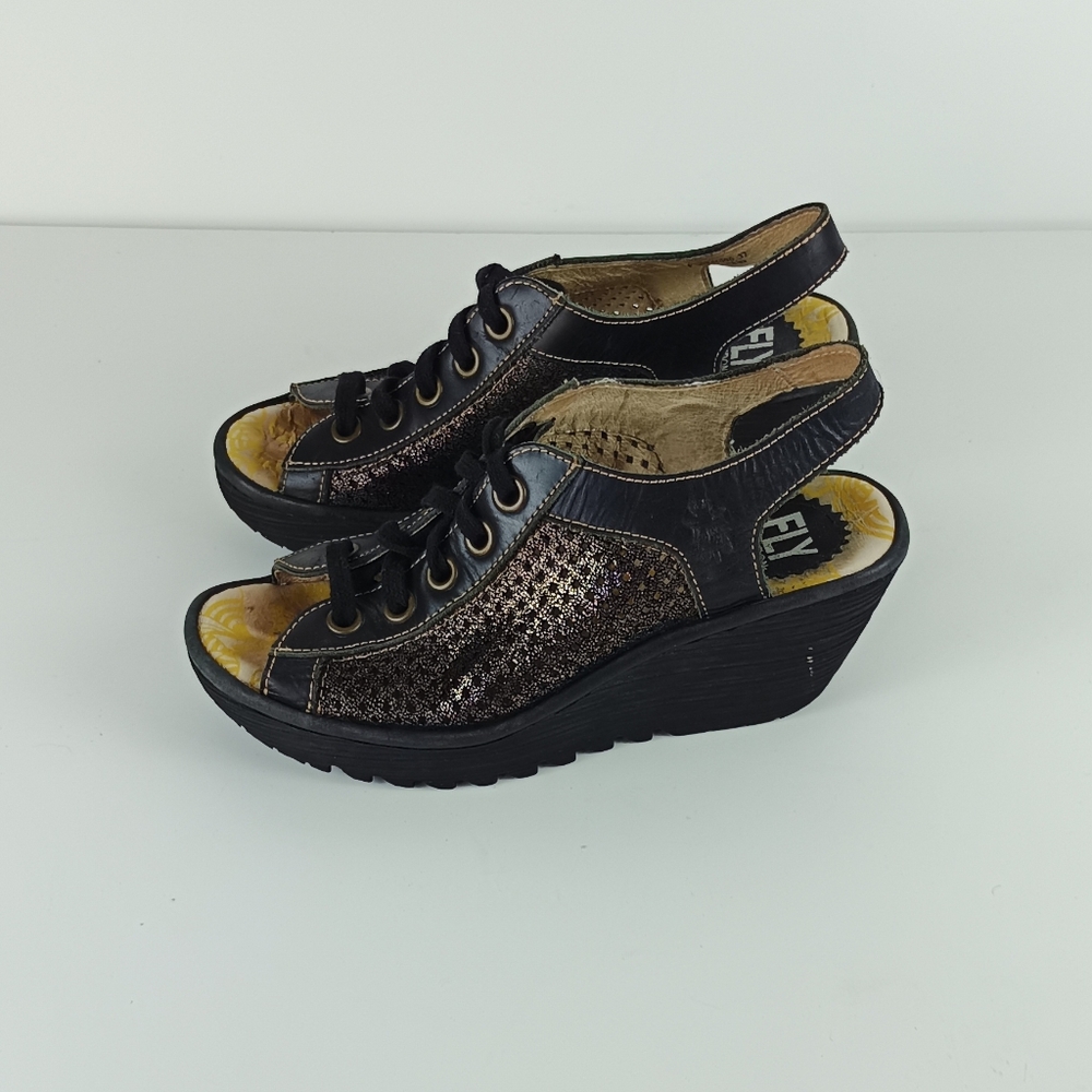 Fly London wedge sandal black size 37(us 6.5) - Picture 3 of 5